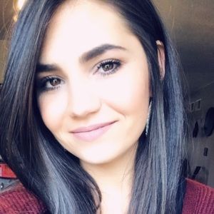 Meet your Posher, Cara